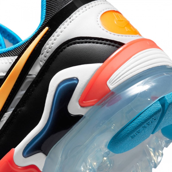 Кросівки Nike W AIR VAPORMAX EVO DC9992-002 р.US 6,5 різнокольоровий