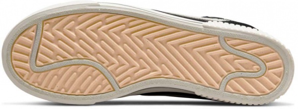 Кросівки Nike DM7590-001 р.40 чорний