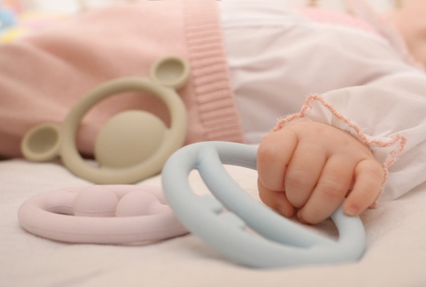 Прорезыватель Moluk Nigi+Nagi+Nogi пастельные 3 шт. (43401)