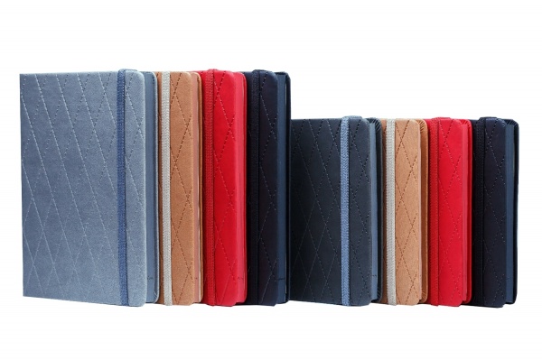 Дневник недатированный CASTELLO черный Buromax A5 2023