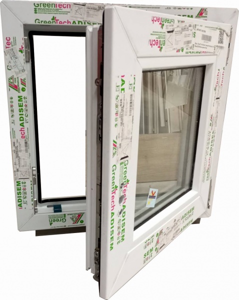 Окно поворотно-откидное GreenTech 60 500x500 мм правое 