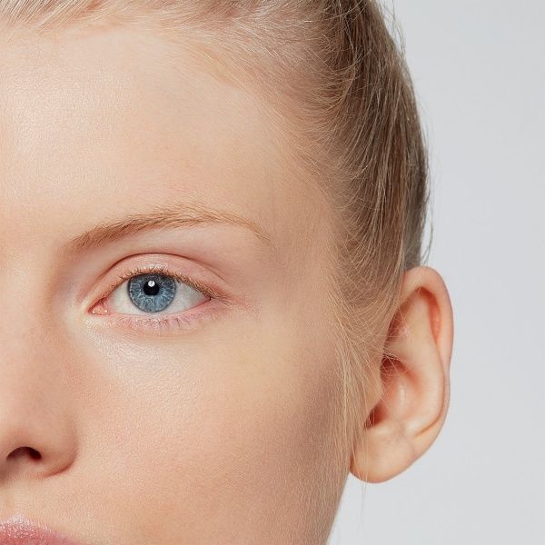 ВВ-крем L'Oreal Paris PERFECT SKIN C'est Magic 5 в 1 1. Светлый 30 мл