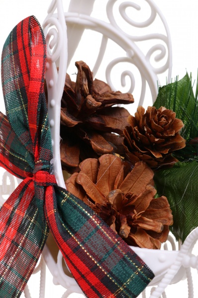 Декоративная подвеска Санки с декором 13x8,5x4,5 см белый LD21003