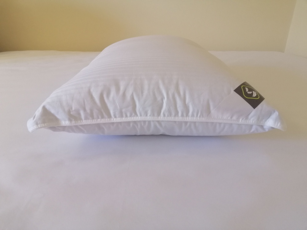 Подушка Drimko 50x70 см білий