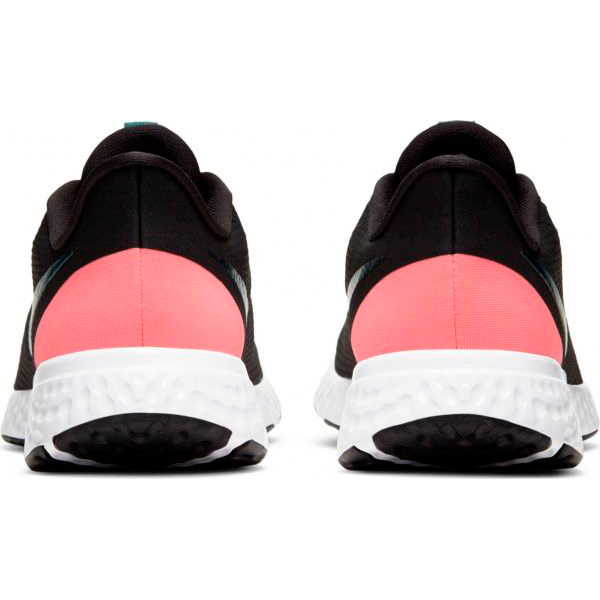 Кроссовки Nike NIKE REVOLUTION 5 BQ3207-011 р.US 6,5 черный
