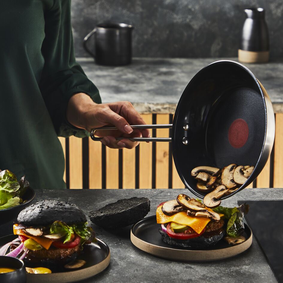 Сковорода Tefal Nordica 28 см H8710655