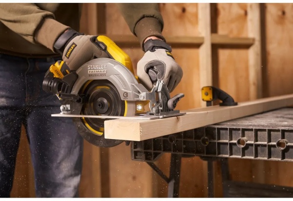 Пилка циркулярна Stanley FatMax SFMCS550M2K