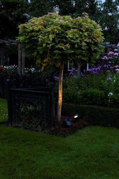 Светильник на солнечной батарее Luxform Lazise IP44 черный 44139.000.03 