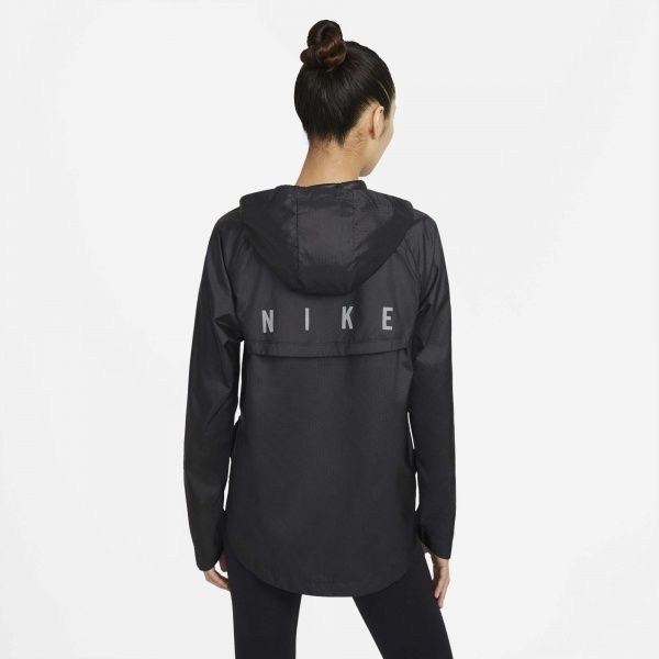 Куртка Nike NK RUN DVN ESSNTL JACKET DA1070-010 S чорний