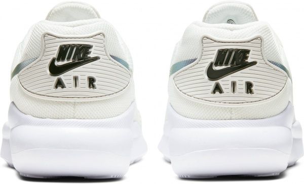 Кроссовки Nike AIR MAX OKETO BG AR7419-101 р.US 4Y белый