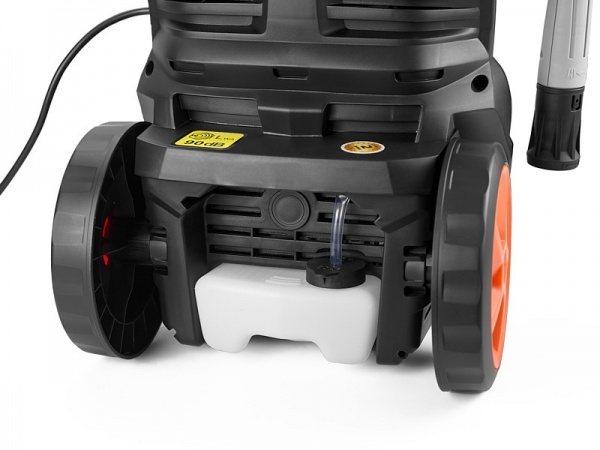 Мойка высокого давления Енергомаш с функцией самовсасывания МВ-9232