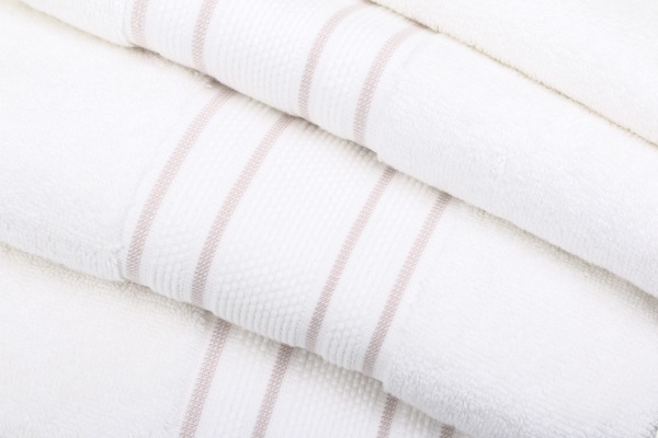 Полотенце Villa 30x50 см белый с розовым Sous Dias 