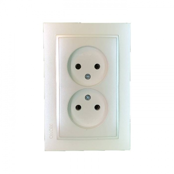 Розетка двойная без заземления Mono Despina IP20 жемчуг 102-252505-121