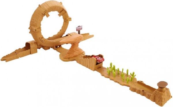 Игровой набор Mattel Большой холм 3 в 1 из м/ф «Тачки 3» DVF40