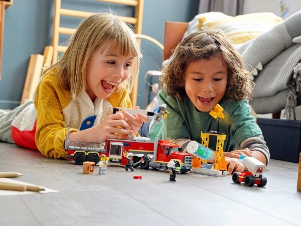 Конструктор LEGO City Команда пожарных 60282