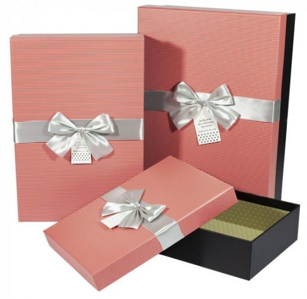 Коробка подарочная бежевая G01-10-1 19x13x9.5 см