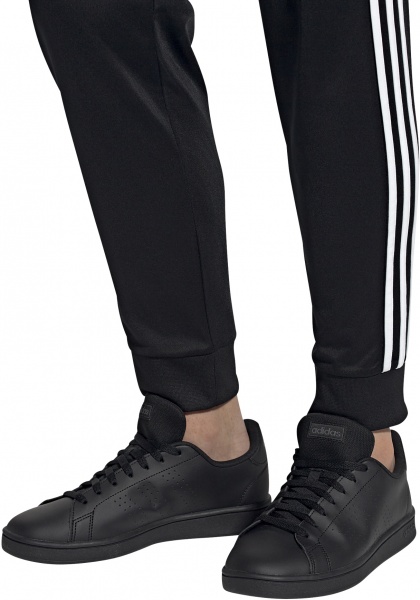 Кроссовки Adidas ADVANTAGE BASE EE7693 р.47 1/3 черный