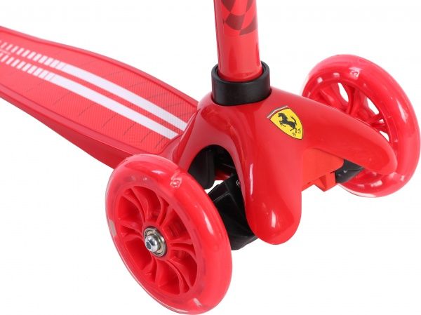 Самокат Ferrari Twist Scooter красный FXK5 