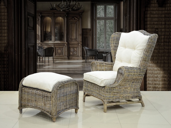 Кресло ротанговое Cruzo Винг с пуфом серый 