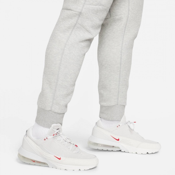 Брюки Nike M NK TCH FLC JGGR FB8002-063 р. 2XL белый