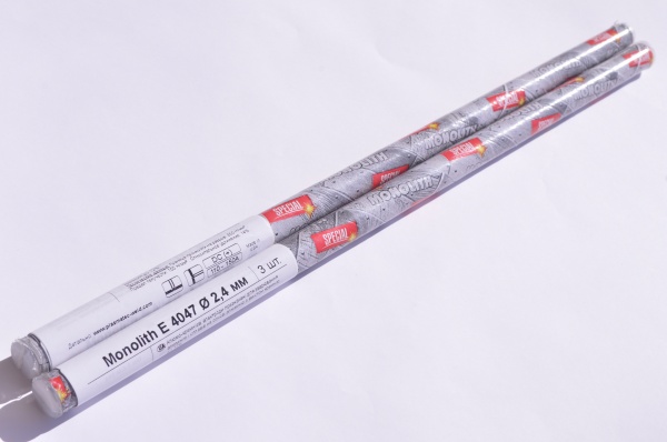 Электроды Monolith E4047 2,4 мм 3 шт.