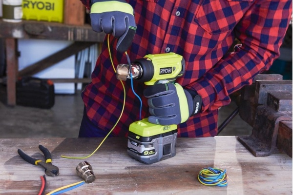 Фен строительный RYOBI ONE+ 18В R18HG-0