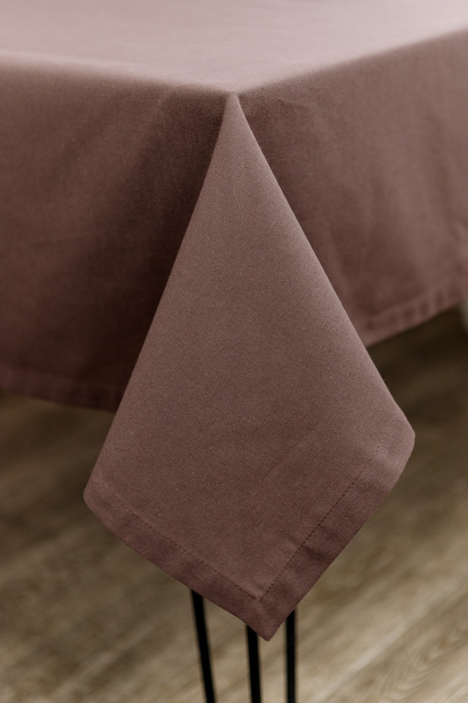 Скатерть Шиповник 133x133 см коричневый La Nuit