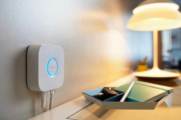 Блок керування Philips hue Bridge ZigBee