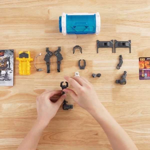 Игровой набор Astropod с фигуркой – Миссия «Двигайся в экзоскелете» 80334