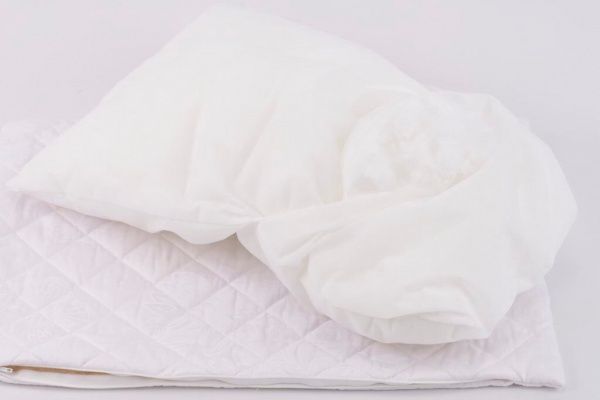 Подушка Sasha Essence дитяча білий 40х60 см 700/3 