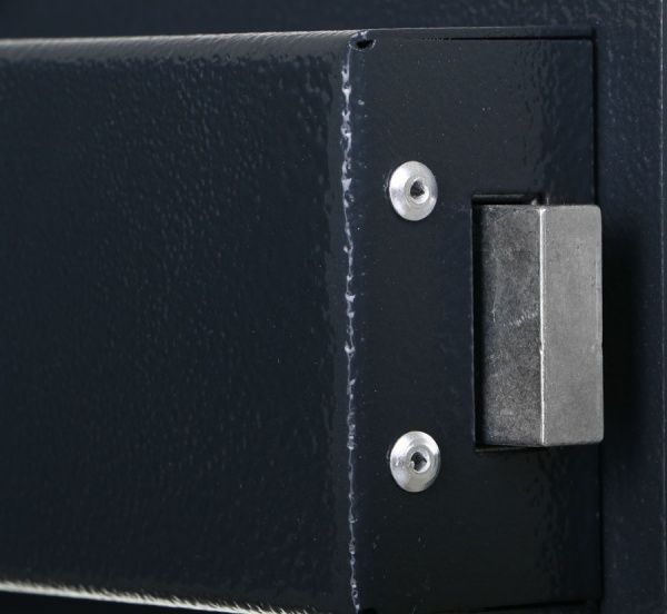 Сейф мебельный Griffon R.12.K 