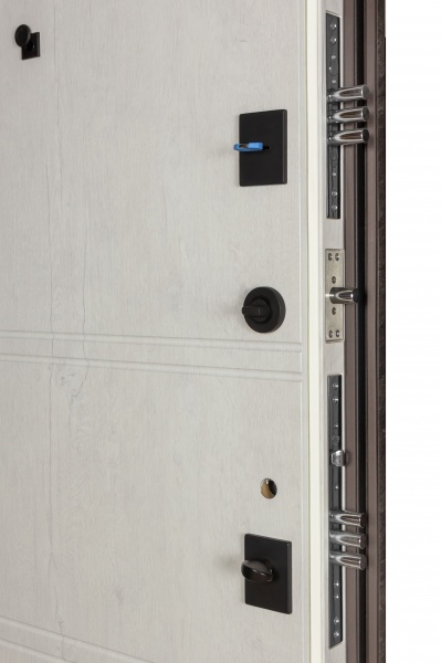 Двері вхідні К-8 (квадро) 539/237 mamba morion / рустик авиньйон блан 2050x950 мм праві