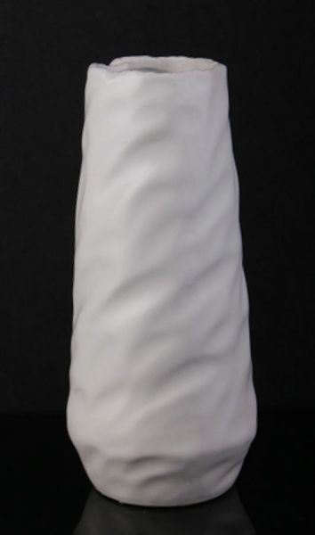 Ваза керамическая белая Creative 13,5х13,5х30,5 см