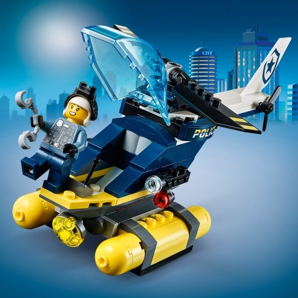 Конструктор LEGO City Елітний поліцейський загін: арешт на маяку 60274