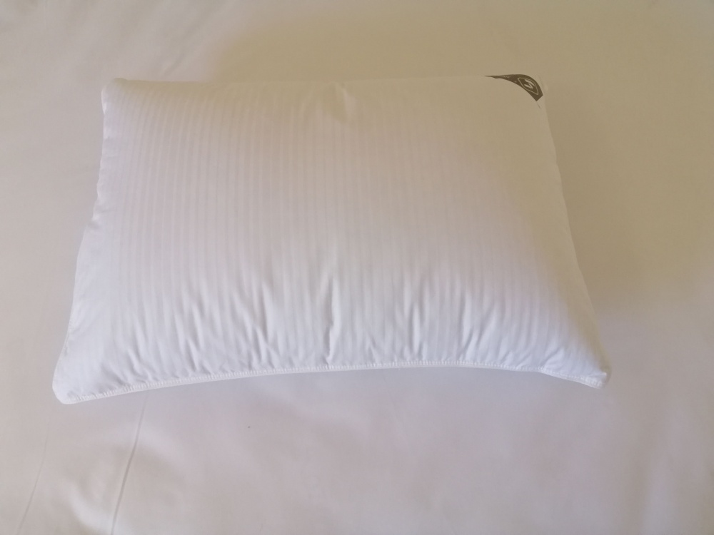 Подушка Drimko 50x70 см білий