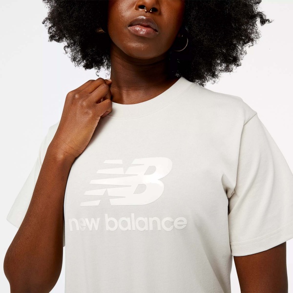 Футболка New Balance ATHLETICS PEARL GRAPHIC WT31553MBM р.XS бежевый