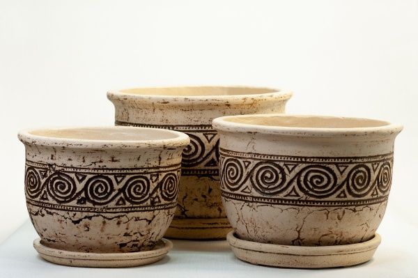 Горщик шамотний Равлик №1 круглий 15л бежевий 