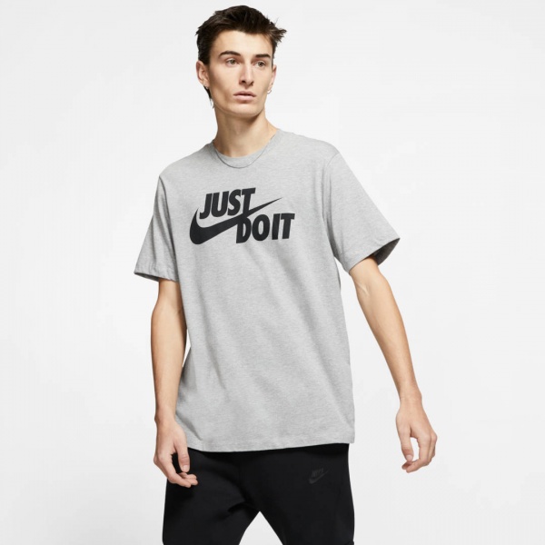 Футболка Nike M NSW TEE JUST DO IT SWOOSH AR5006-063 р.2XL сірий