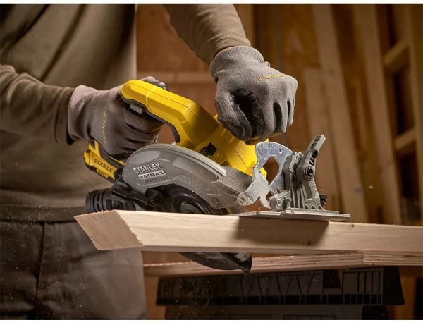 Пилка циркулярна Stanley FatMax SFMCS550M2K