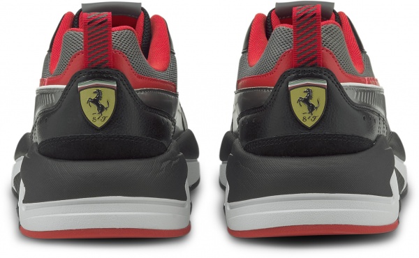 Кроссовки Puma Ferrari Race X-Ray 2 30695301 р.UK 11 черный