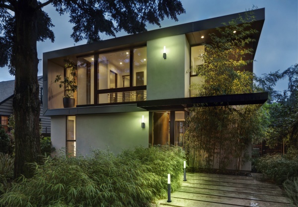 Світильник парковий Ledvance Smart + Wifi Flare 60 cm Post 7,5 Вт IP44 темно-сірий 