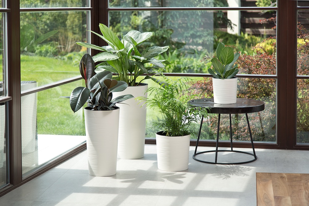 Вазон пластик MAGNOLIA круглий білий матовий 4 л Ламела (9057214)