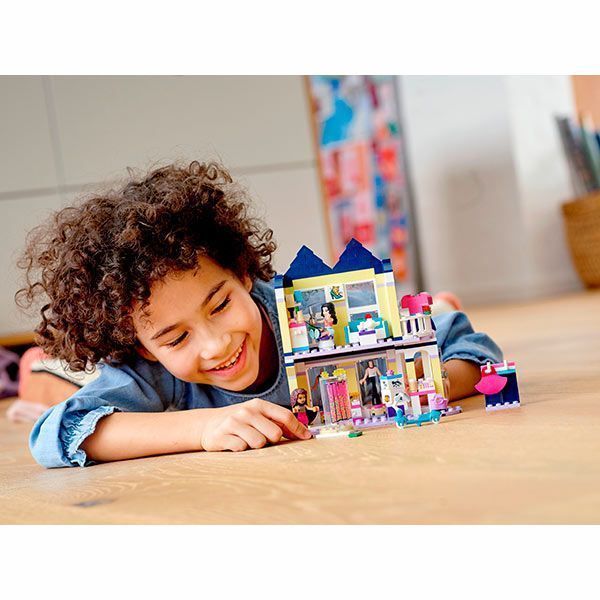 Конструктор LEGO Friends Бутик Емми 41427