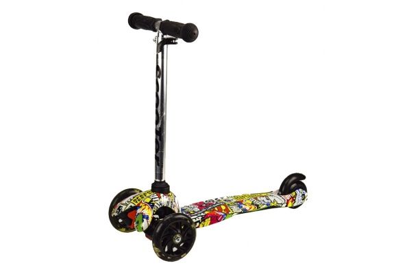 Самокат 3-колесный черный с рисунком SC20136 