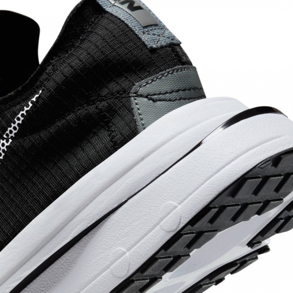 Кроссовки Nike Air Zoom-Type SE CV2220-003 р.US 8,5 черно-белый