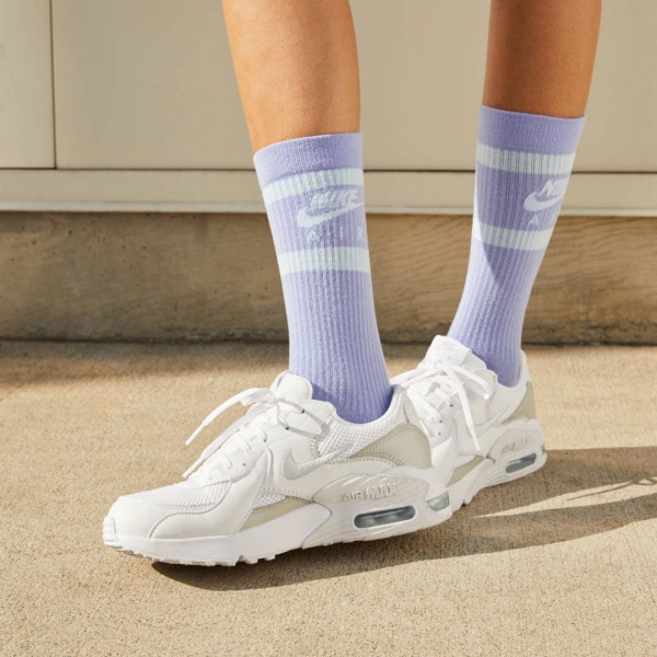 Кросівки Nike NIKE AIR MAX EXCEE CD5432-121 р.38 білий