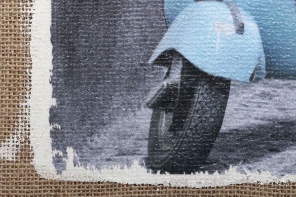 Картина на мішковині Скутер Vespa 30x40 см 