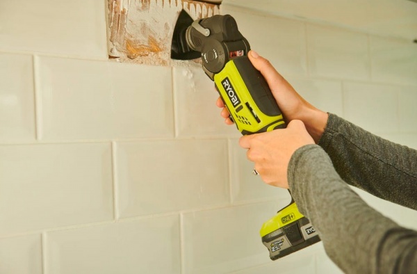 Многофункциональное устройство RYOBI аккумуляторный 18 В 10000 - 20000 об / мин. 1,4 кг. R18MT-0 ONE +