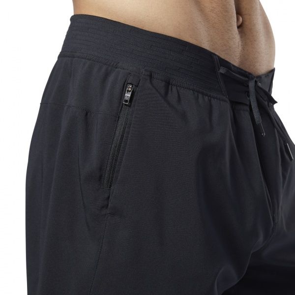 Шорти Reebok OST Epic Ltwt Graph DY8007 р. L чорний