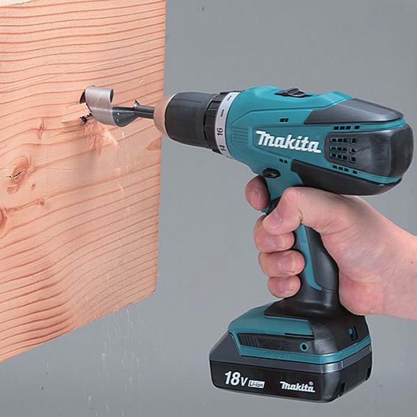 Шуруповерт аккумуляторный Makita DF457DWE